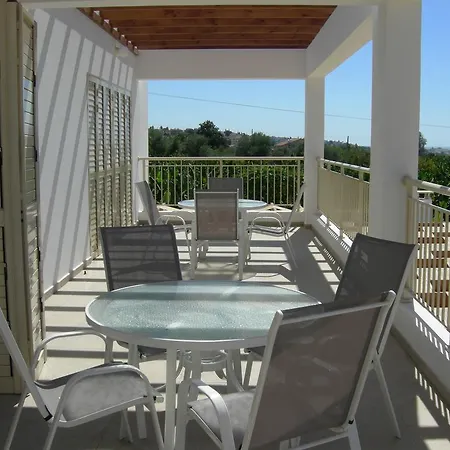 Despoina * 파포스