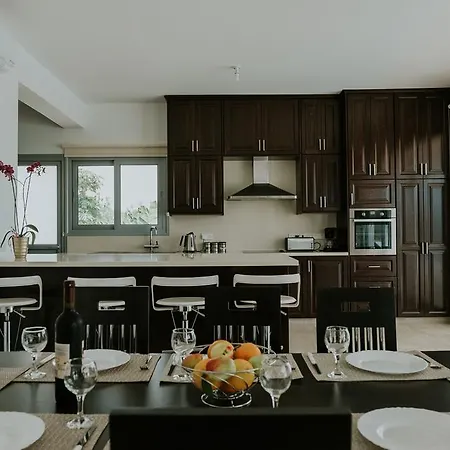 Despoina Villa *